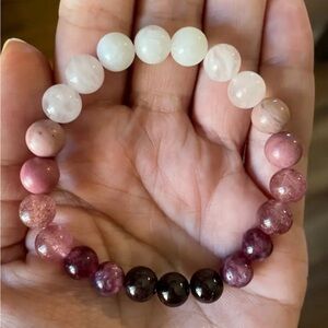 Crystal Bracelet w/Garnet, Rose Quartz, Strawberry Quartz, Rhodonite & Moonstone